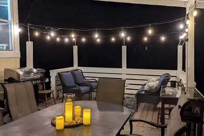 Image de Peaceful Southern Charm: Well Equipped, High Ceilings, Comfy 3 bedroom Home Away