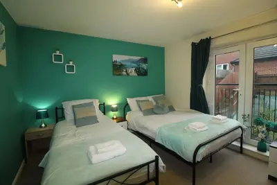 Image de Spacious 4 bedroom town house