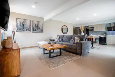 Image de Casago 1603, Brand New Rental – Mountain Breeze, Contemporary Comfort with Scenic Outlook