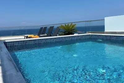 Image de Beautiful penthouse with 360° views and private pool at Esentepe Beach
