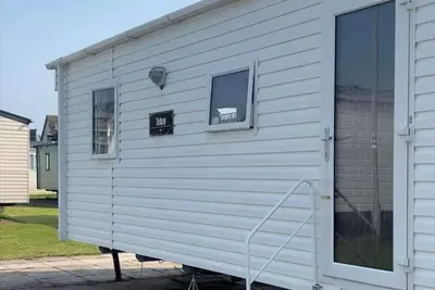 Image de 3 Bed Caravan Sleeps 6 with Free Parking