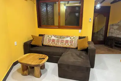 Image de Jungle Meets Modern Cavern on Quinta Avenida