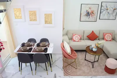 Image de Coral 2br Duplex apartment in Masdar City