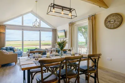 Image de 1 Pheasant - sleeps 4 guests in 2 bedrooms