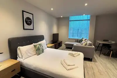 Modern Studio in Bracknell with free Parking