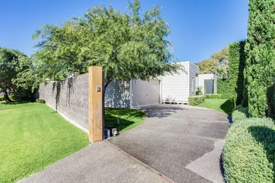 Image de Hedge Hideaway: 4 Br, 2 Ba House in Portsea, Sleeps 8