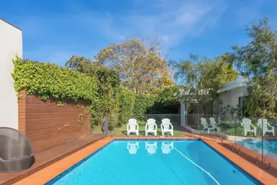 Image de Blissful Escape: 5 Br, 4 Ba House in Portsea, Sleeps 11
