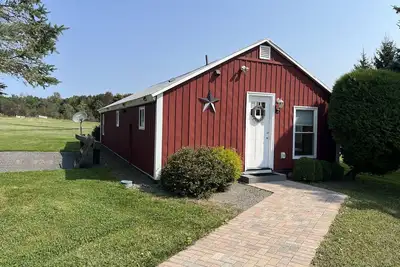 Image de Cozy Cabin - Quaint cabin, with great view and firepit