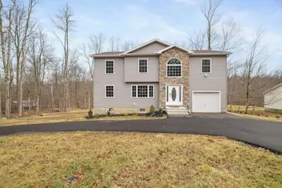 Image de Ideal for Relaxation & Fun! Game, Hot Tub, Fire pit, Golf, Pool, Hiking, Lake, Fishing