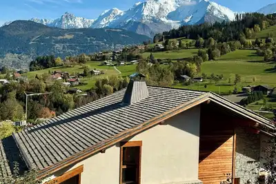 Image de Superbe chalet refait neuf à Combloux Megève