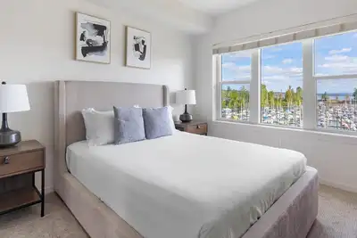 Image de Landing | Stylish 2bd, Clubhouse, Pool