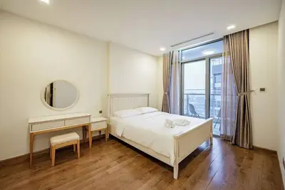 Image de Best Value Vinhomes Central Park 4br Apt! Hotel Style Bedding! Best Location!