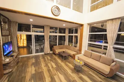 Image de Stunning 3 Bedroom Luxury Villa in Panchgani: Your Perfect Getaway Awaits