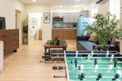 Image de Amazing Price, Location, Services And Style!