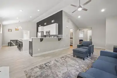 Image de Shamrock Stay - Boise townhouse with fire pit