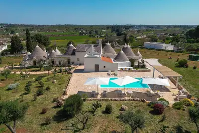 Image de Villa à Portarino avec 5 chambres à coucher, 10 couchages
