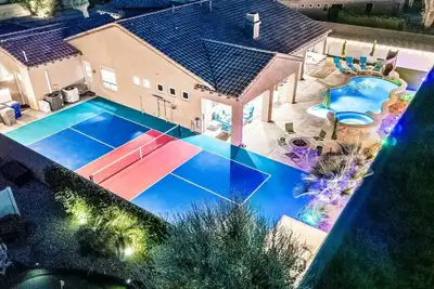 BigBiggy/Waterslide/100k Game Room