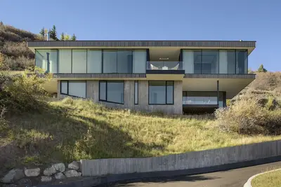 Image de Contemporary Brush Creek Masterpiece