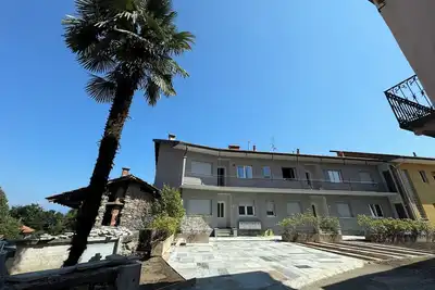 Image de Spacious and bright apartment with parking space, high speed wi-fi and balcony!
