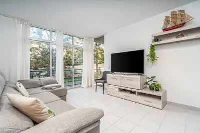 Image de Appartement 'Sea Breeze' avec balcon, Wi-Fi et climatisation