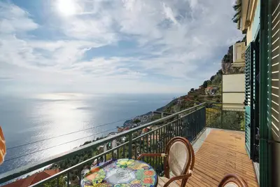 Image de Chambre d'hôtes 'Camera Ravello Con Vista Mare' avec vue sur la mer, Wi-Fi et climatisation