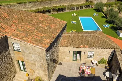 Image de Maison de vacances 'Casa Da Cerca' avec vue sur les montagnes, Wi-Fi et climatisation