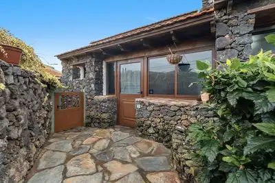Image de Appartement 'Tesbabo Rural - Camelia' avec vue sur la mer, terrasse privée et Wi-Fi