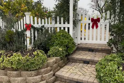 Image de Charming 3-bedroom cottage in enchanting Citrus Heights with Ac, WiFi