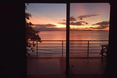 Paradise on Sogod Bay, 3 bedrooms/2 Full Baths, Ocean View, Pet- friendly.