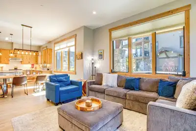 Image de Modern Condo w/ Hot Tub: 5 Mi to Winter Park!