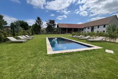 Image de Maison de Campagne chaleureuse & raffinée pour y vivre des moments inoubliables.