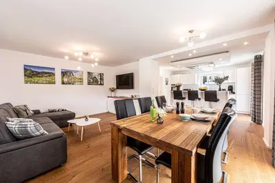 Image de Vacation apartment Untersberg for 1-6 pers. , 110m², 3 bedrooms with terrace