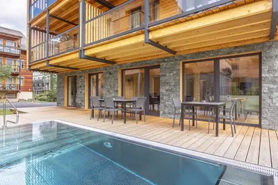 Appartement spacieux avec piscine