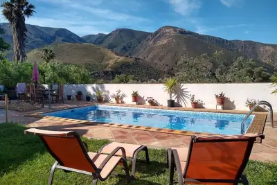 Belle maison de vacances avec piscine privée