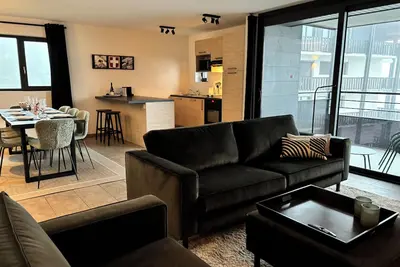 Image de Completely renovated apartment. in center, 150 m from Super Chatel ski elevator