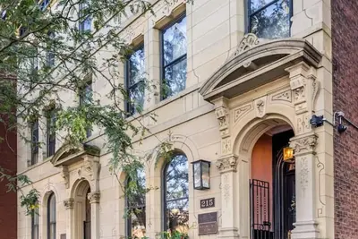 Image de Luxury Brownstone | Walk to All | Washington Park