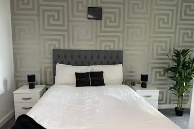 Image de Modern 2-Bed Apartment with Large Balcony