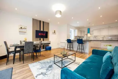 Image de Modern 2-Bed Apartment with Parking