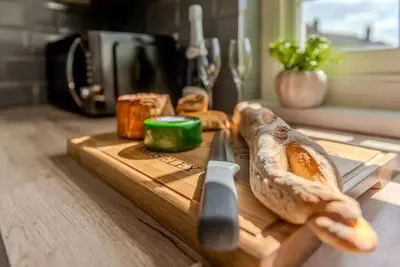 Image de Hillary's Hideaway a Luxury Apartment on the High Street in Broseley Shropshire