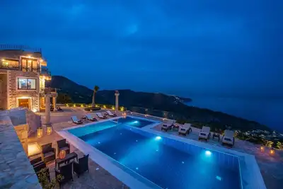 Image de Lovely Sea Views 5 bedroom villa in Rodia
