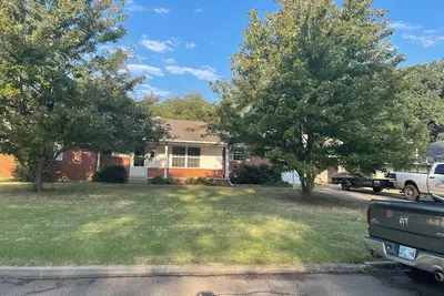 Image de Sooner Nation’s Strawberry Hill! Close to Ou, Obu, TinkerAFB, beautiful3 bed 2 bath
