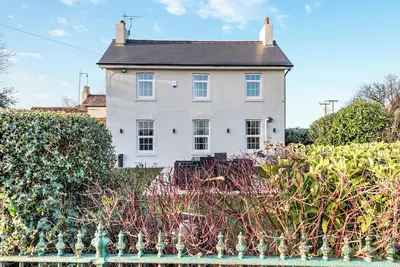 Image de This stunning villa is located at the foot of the rolling Abberley Hills in Worcestershire.
