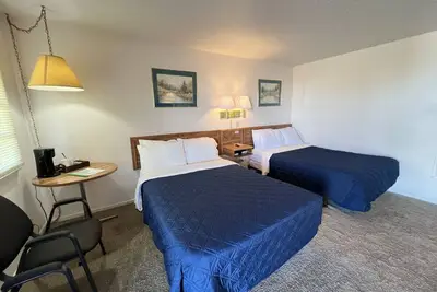 Image de Room 113 - Double Full - Sleeps 4 - West Lake Grandvue Inn