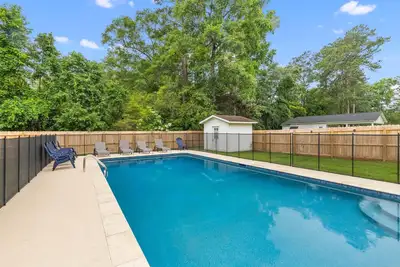 Image de Private Pool~King Beds~Fire Pit~Sunroom~Near Charleston
