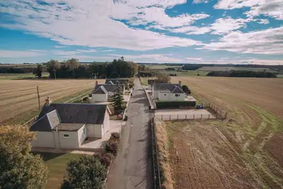 Image de Lochy Cottage is a cozy retreat in Methven, Perth, ideal for couples or small families.