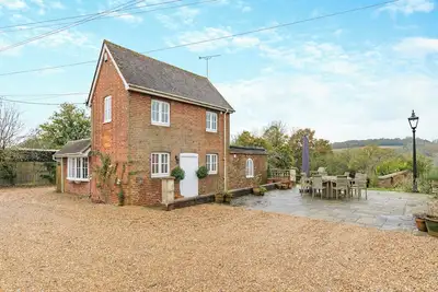 Image de 2 bedroom accommodation in East Grinstead