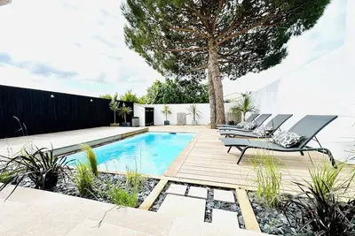 Image de Belle villa avec piscine privée - coeur du village
