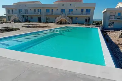 Image de Exclusive New apartment with pool, private parking, close to the beach