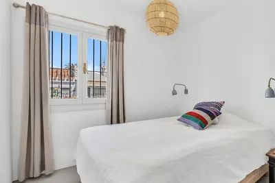 Image de Lm103 Tropical Oasis - 2bdr & 1. 5btr - Townhouse Marbella Center - Letsmarbella