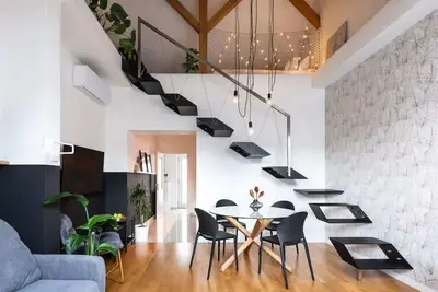 Image de TurnKey | Vineyard Terrace Two-Level Apartment